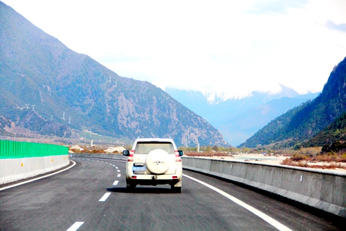 川藏线包车进藏拼车费用明细表,选择川藏线租车七个小技巧