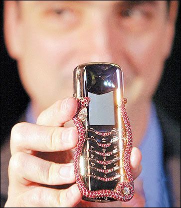 vertu手机凭啥卖几十万,vertu价值298万手机