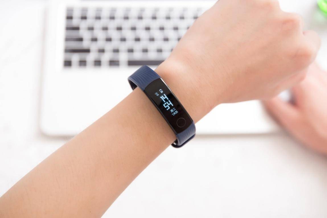 荣耀手环3主功能详细评测,荣耀手环3标准版有哪些功能