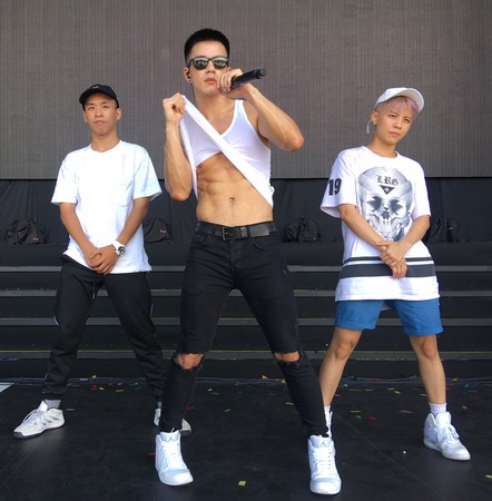 jr唱rap,jr开场三分