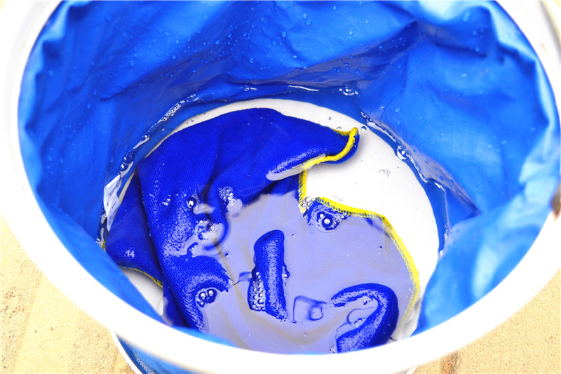 镀膜3分钟，光鲜6个月，变形金刚擎天柱车漆镀膜剂比传统汽车打蜡又快又持久