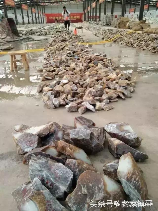 镇平县玉雕博览会,镇平玉雕亮相第七届中原文博会