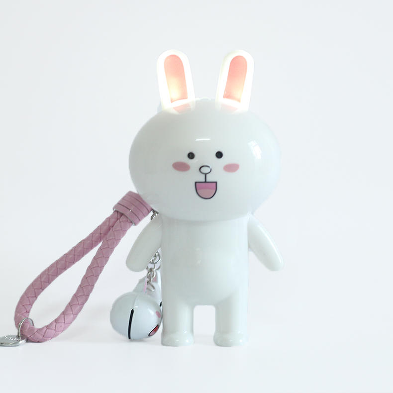 20分钟就能够充满电的充电宝,可实时显示电量的充电宝