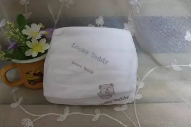 “妈妈，你说我最喜欢的洛克泰迪会一直陪着我吗？”