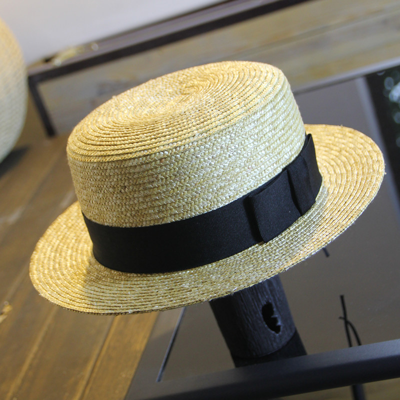 蓝色草帽海边度假,玩转海边度假风