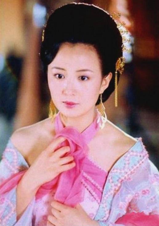 至尊红颜反派结局,至尊红颜两位女主角