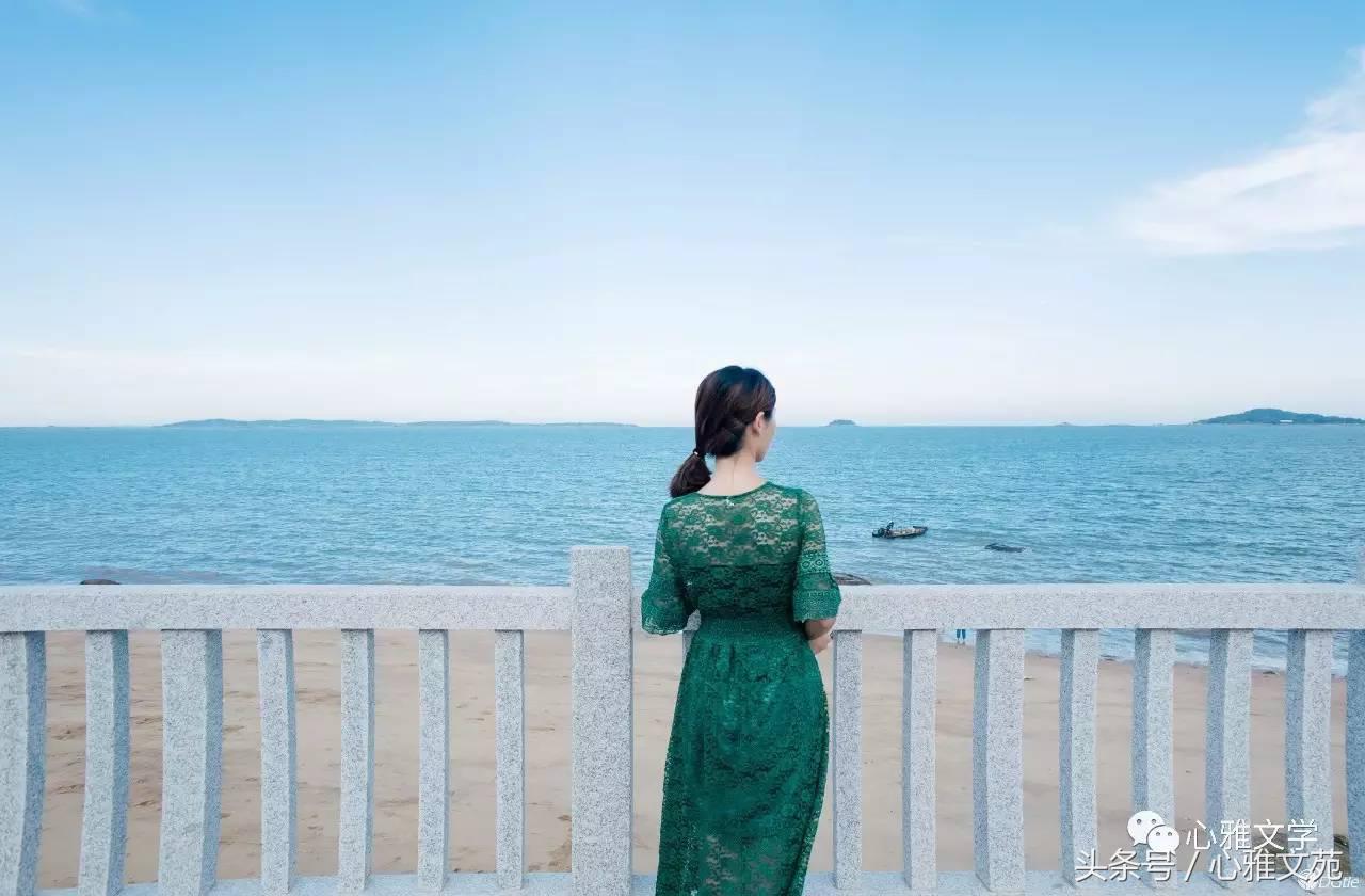 七月：当我刚打下“七月”两个字时候，突然