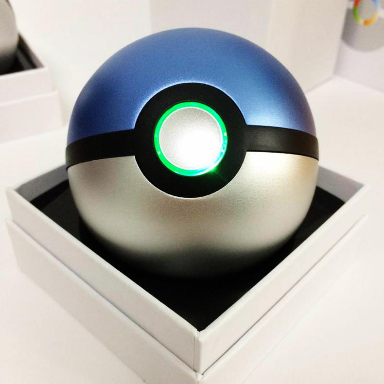 20分钟就能够充满电的充电宝,可实时显示电量的充电宝