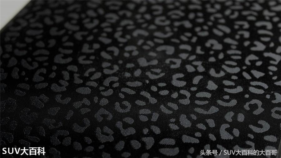 捷豹epace黑武士2024款,老款捷豹e-pace对比新款