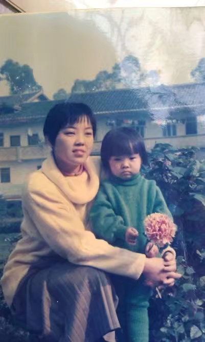 舞蹈老师小田Tia转型淘宝主播，教你蝶变成满岛光