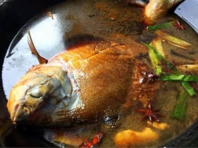 红烧鲳鱼家常做法大全,红烧鲳鱼的家常做法儿童