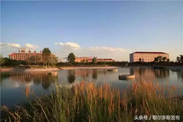 鄂尔多斯我的家完全版,我美丽的家乡鄂尔多斯