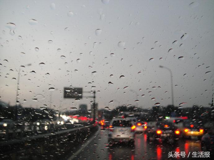 黑龙江早新闻：哈市未来3天或有雷暴冰雹；醉汉报假警称着火怕受罚假戏真做玩“纵火”