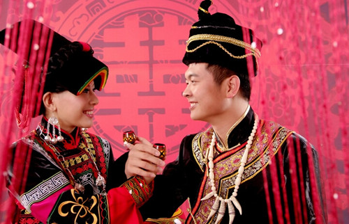 彝族规矩特殊,彝族男性忌讳