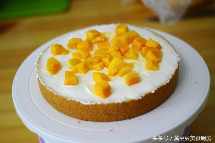 怎么做简单又好看的生日蛋糕,在家做一个简单的生日蛋糕