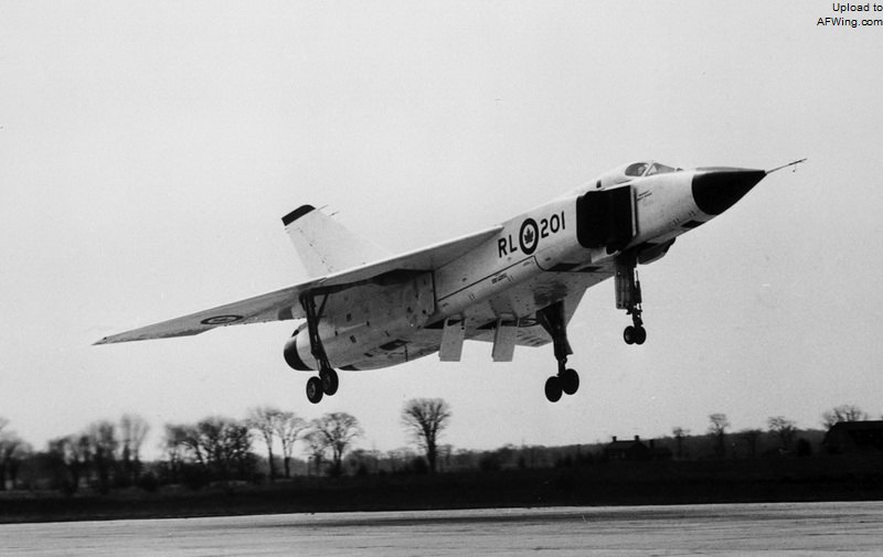 小国雄鹰XⅣ世界最愚蠢的决定——加拿大的断箭