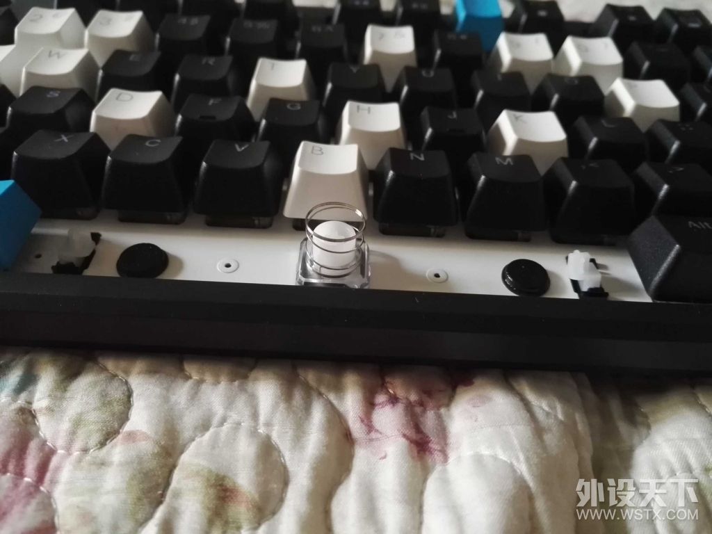 最好的静电容键盘款式,静电容键盘和红轴键盘