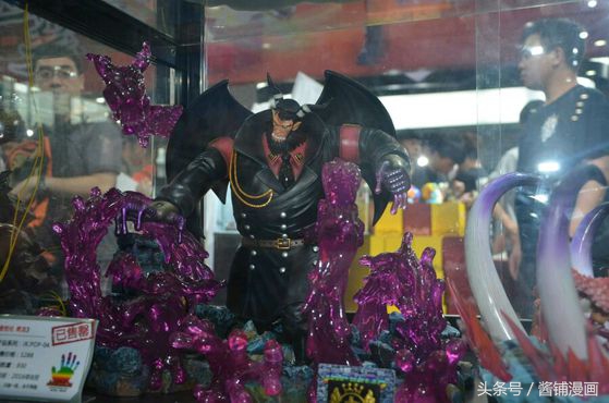 海贼王手办，动漫模型：妖都萤火虫漫展，好看好玩的东西好多