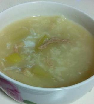 湿气越重，女人这处地方就会发生惊人的变化，注意了！