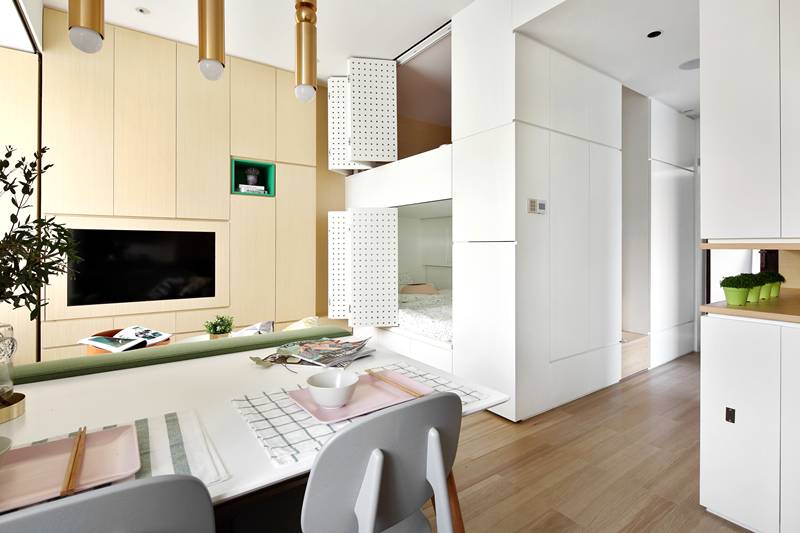 变性告捷后向父母道歉,变性主播求父母原谅