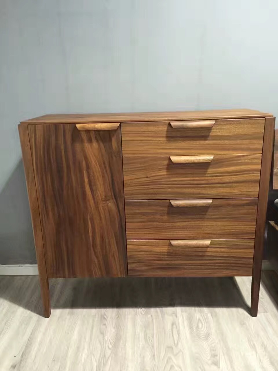 实木大板如何养护好看,未上漆的实木家具怎么保养最好