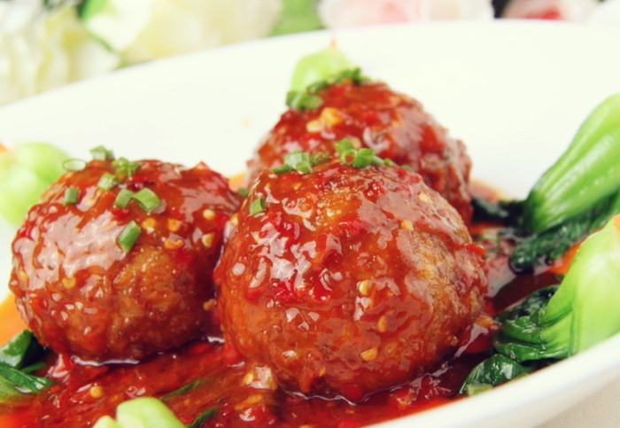 扬州红烧狮子头家庭做法,扬州红烧狮子头价格表