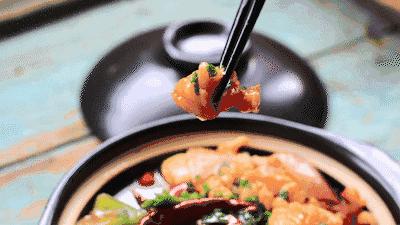 干锅墨鱼仔的正宗做法视频,半成品包装墨鱼仔干锅做法