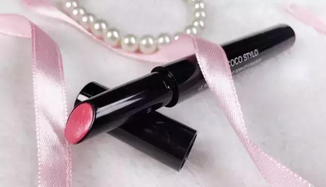 卷发棒？迷之糖果？闺蜜包包里原来有这么多宝贝？