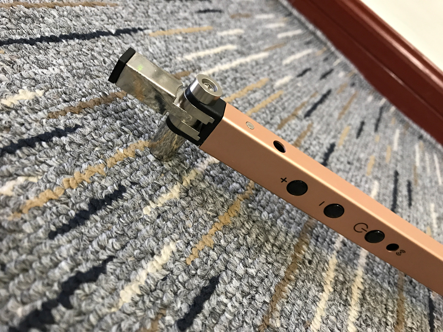 暂时了却心愿可调光LED台灯开箱及使用分享