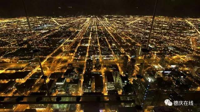 人物｜德庆老摄影人麦庭发对香山情有独钟，退休后每天早上五点登香山，风雨不改