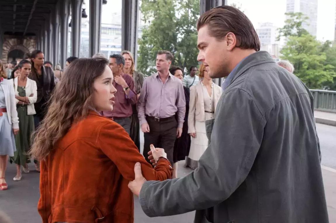 她因同志身份多次收死亡威胁，但她从未想过妥协！