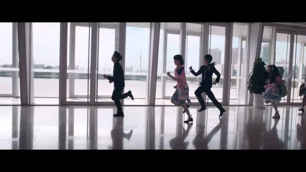 闪光少女电影里的二次元动画,闪光少女电影完全版二次元