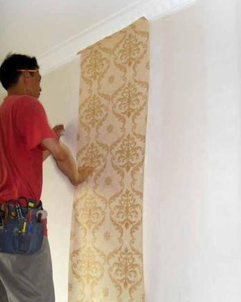 贴墙纸怎么学,贴墙纸的方法的详细步骤