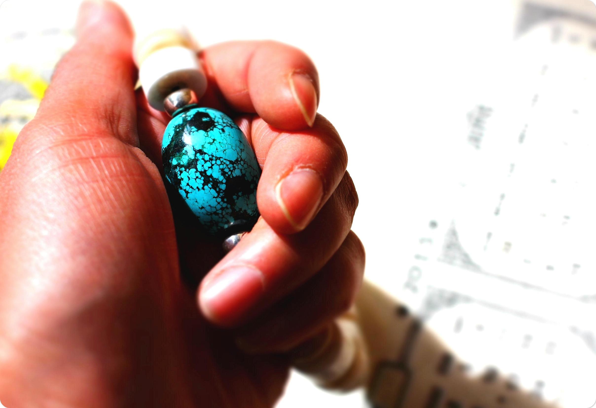 最简单鉴别绿松石真假视频,一招鉴定绿松石