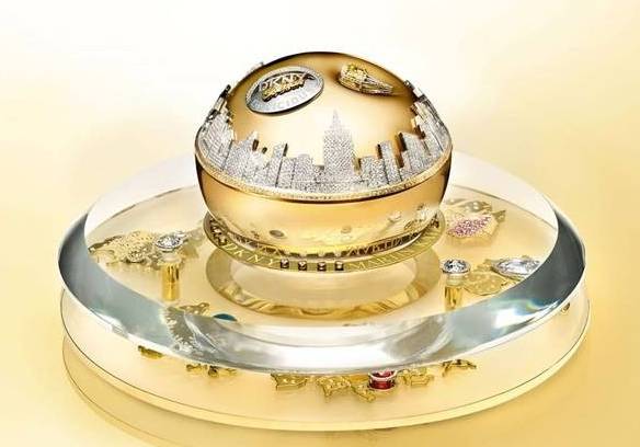 世界上最贵的香水一瓶多少钱,世界上最贵的香水是哪种