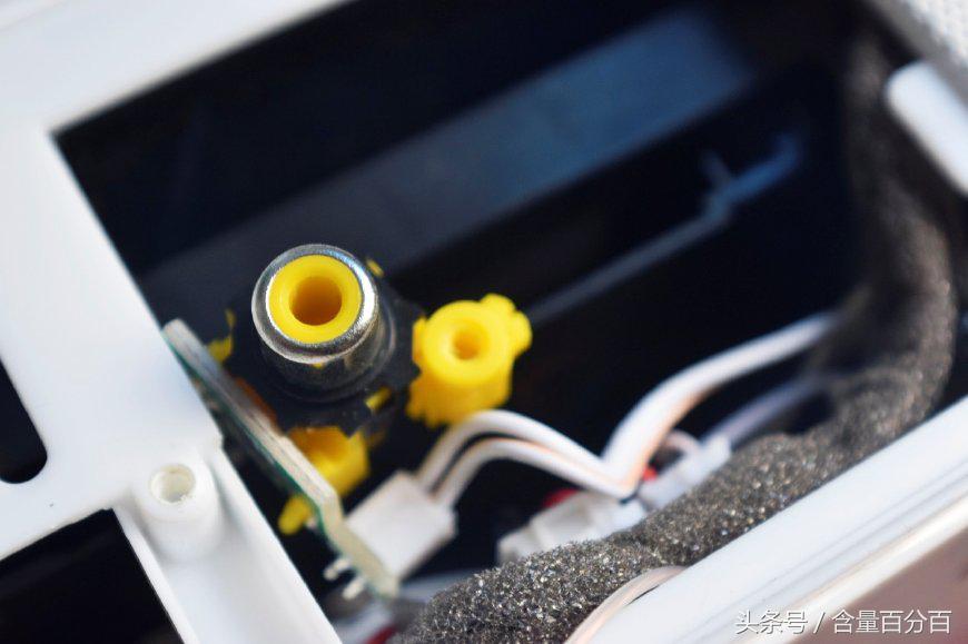 实用！新老功能结合的RSRDD515多功能苹果DVD迷你组合音响