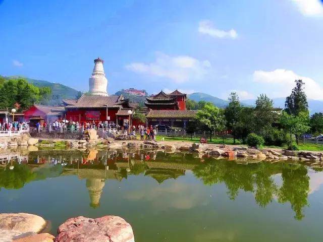 第一次去五台山最应该去哪个寺院,五台山自驾游攻略五台山地图