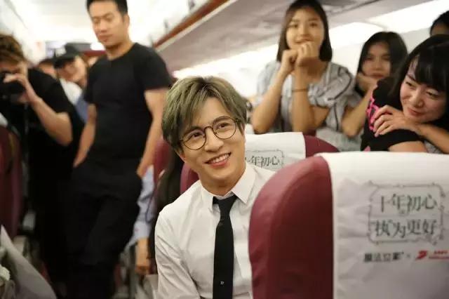 首都航空：三万英尺音乐梦，谦谦来了