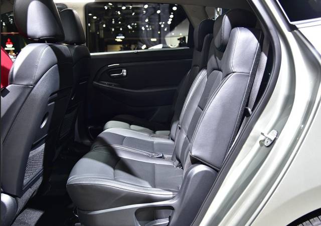 途安l好还是速腾好,途安l拓界版和佳乐比较