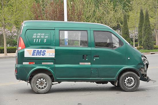 邮政跟德邦物流寄件哪个便宜,邮政快递还是德邦物流便宜