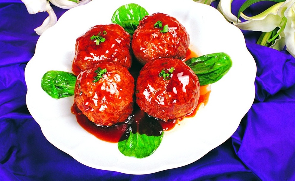 扬州红烧狮子头家庭做法,扬州红烧狮子头价格表