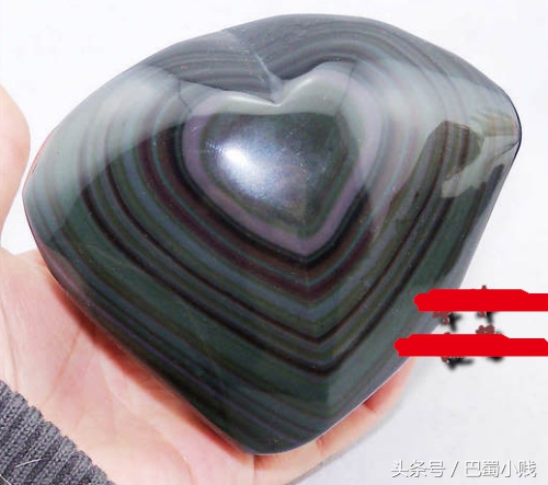 黑曜石牌真假鉴别,带彩虹眼的黑曜石有假货吗