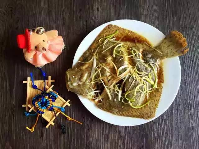 老饭骨清蒸多宝鱼的正宗做法,清蒸多宝鱼正宗做法王刚