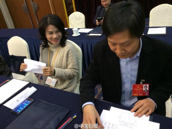 董明珠最近谈格力手机,董明珠喊雷军完全版