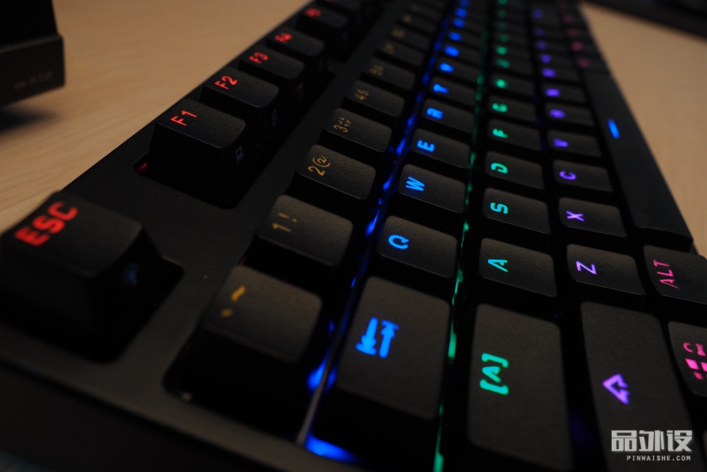 凯酷104机械键盘图片,凯酷87机械键盘荣耀版