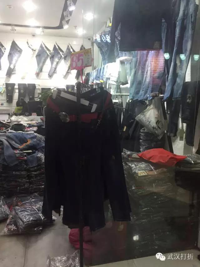 在武汉有个神秘的大楼，能够用淘宝的价格买到专柜的货！多图实拍