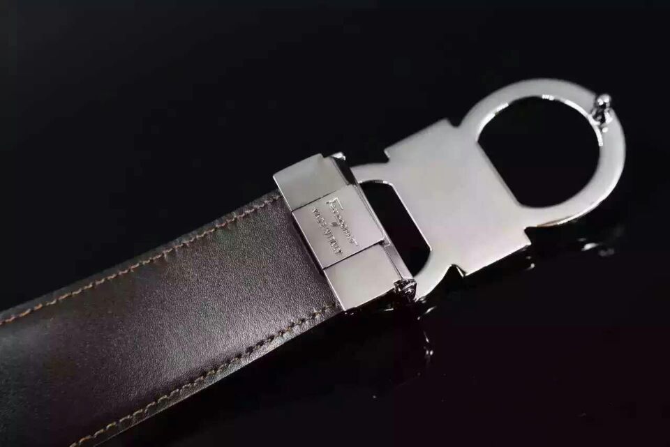 皮带范思哲贵还是gucci贵 (范思哲皮带合适正装还是休闲装)