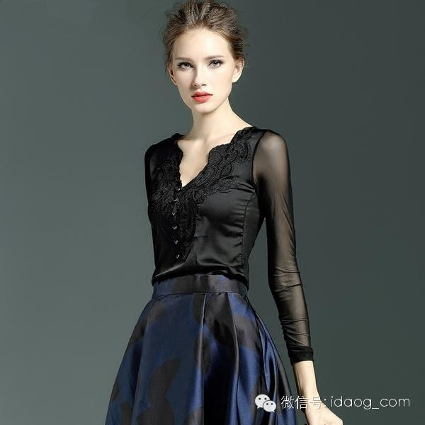 蕾丝衫女人味穿搭 (女人味十足蕾丝衫)