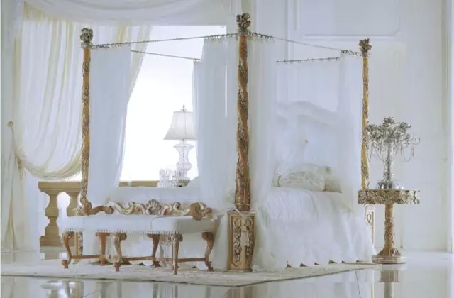 小卧室床尾设计,卧室床尾设计图片