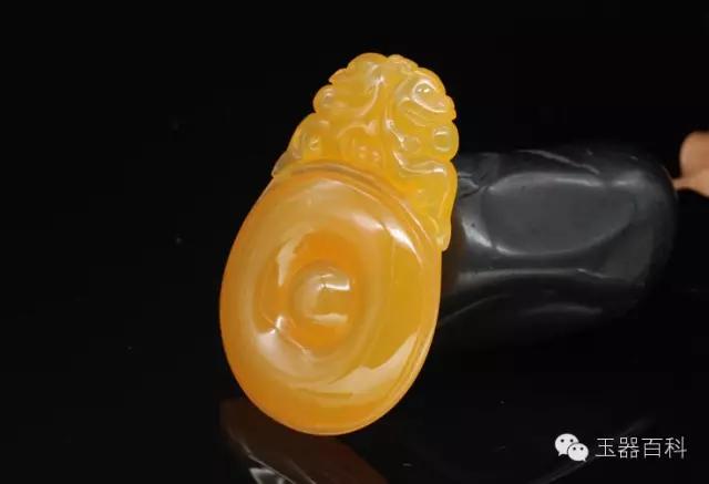 黄龙玉手镯没戴放着褪色了,褪色的黄龙玉原石怎么保养